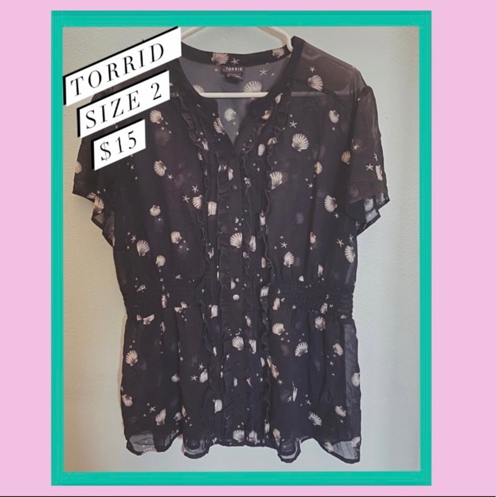 Short Sleeve Sea Shell Blouse